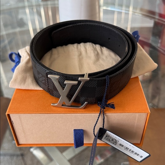 louis vuitton black reversible belt